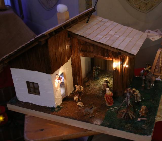 Offene Kirche zu Weihnachten - Krippenausstellung