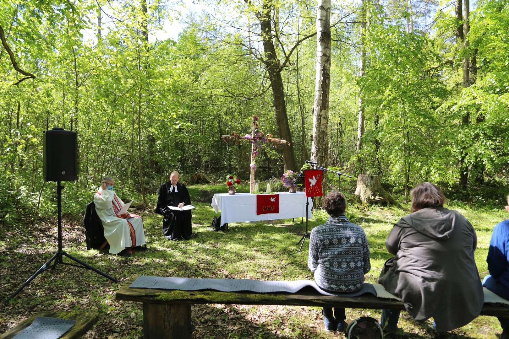 Sonniger Ökumenischer Freiluftgottesdienst am Pfingstmontag an der Köhlerhütte
