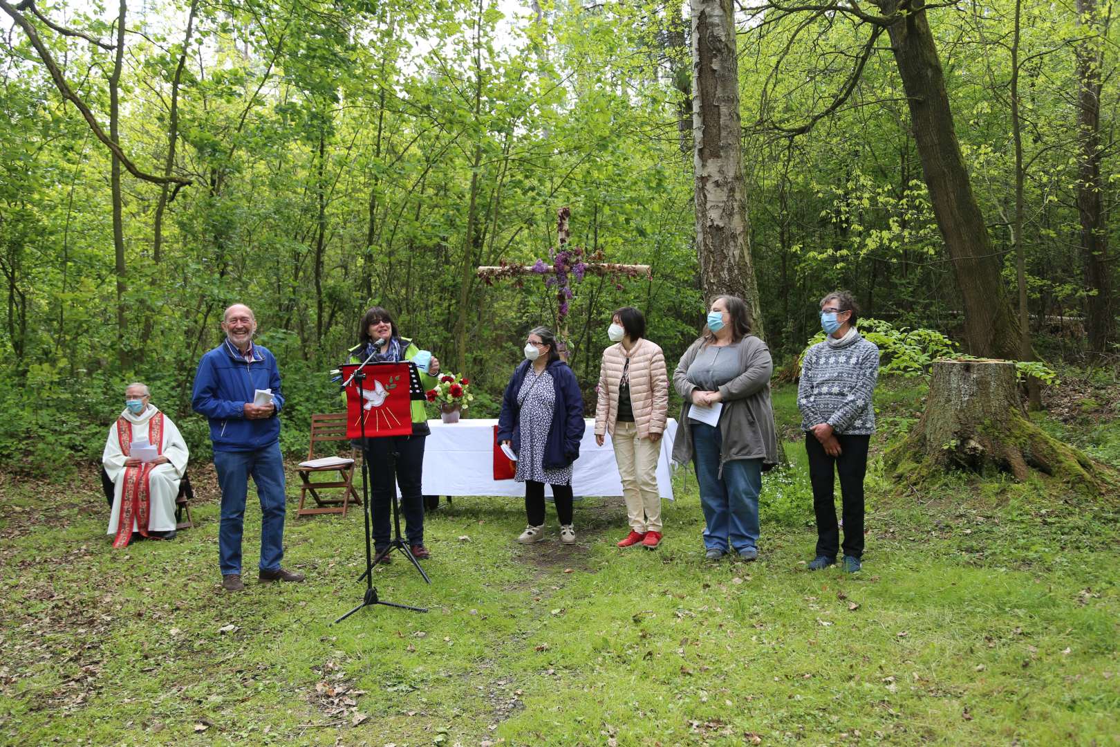 Sonniger Ökumenischer Freiluftgottesdienst am Pfingstmontag an der Köhlerhütte