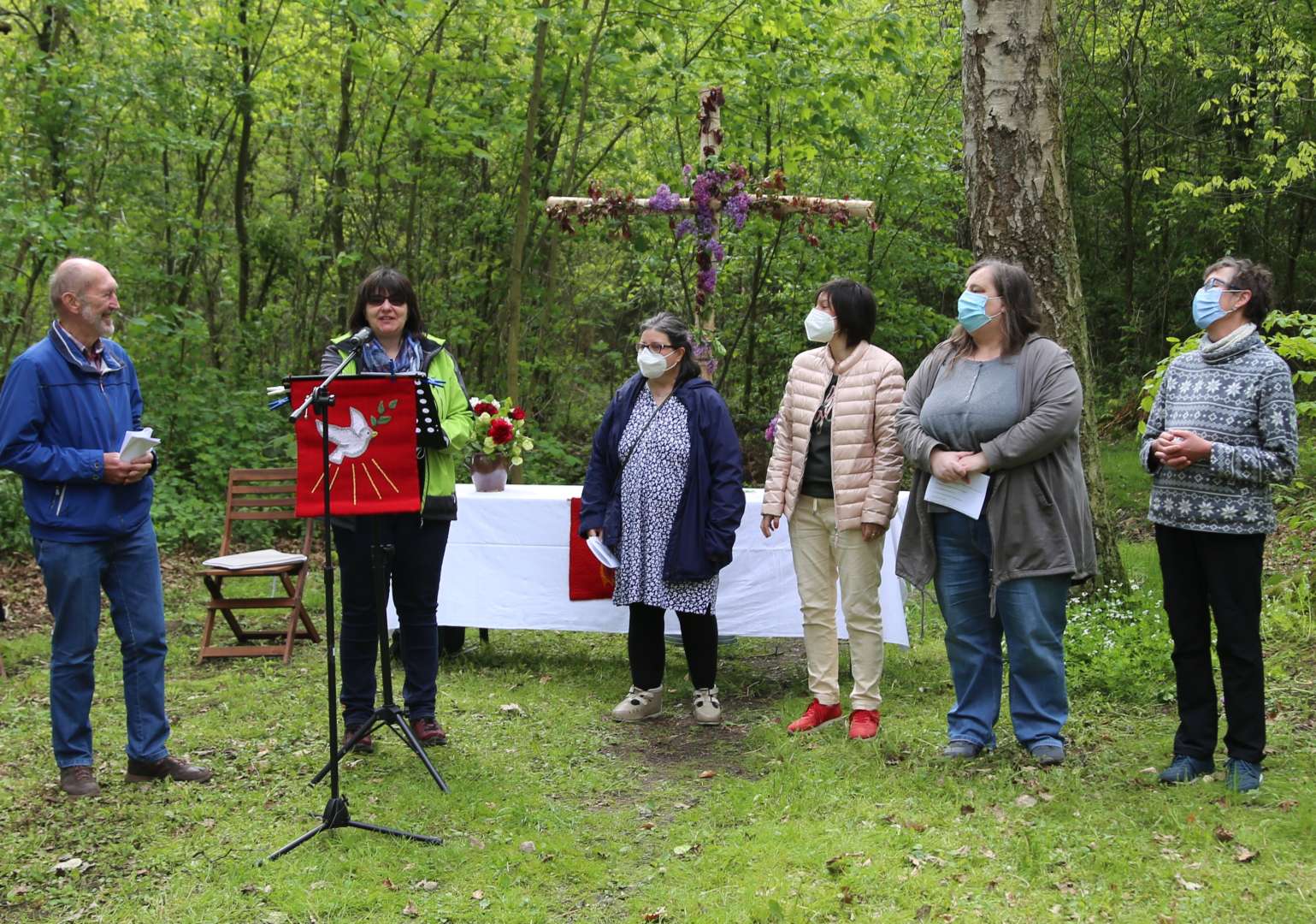 Sonniger Ökumenischer Freiluftgottesdienst am Pfingstmontag an der Köhlerhütte