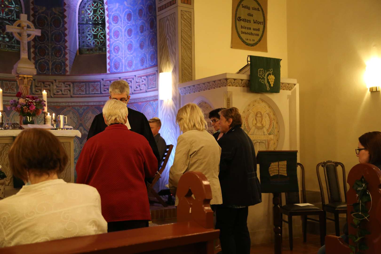 Abendmahlsgottesdienst der Konfirmanden in der St. Franziskuskirche