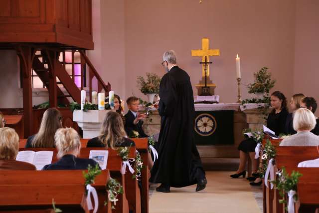 Konfirmation der Kirchengemeinde Coppengrave in der St. Maternuskapelle