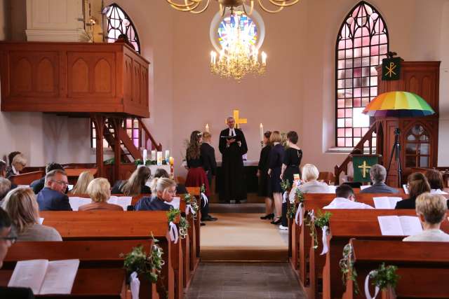 Konfirmation der Kirchengemeinde Coppengrave in der St. Maternuskapelle