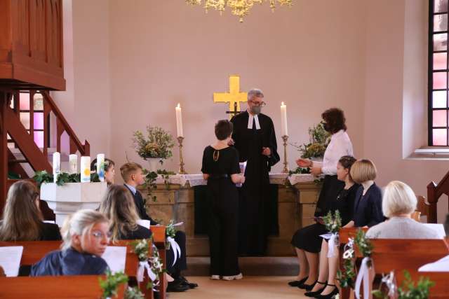 Konfirmation der Kirchengemeinde Coppengrave in der St. Maternuskapelle