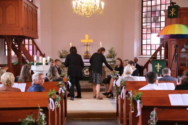 Konfirmation der Kirchengemeinde Coppengrave in der St. Maternuskapelle