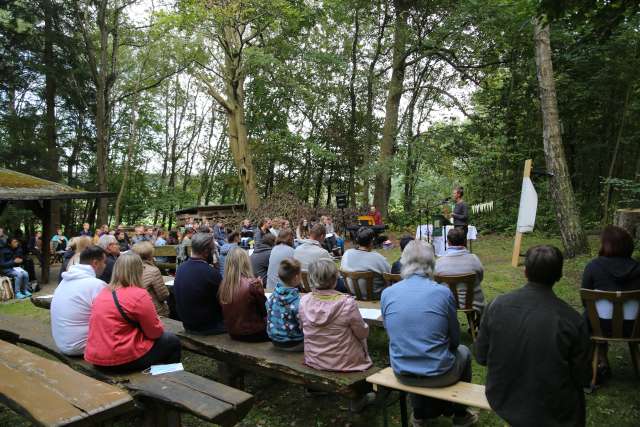 Begrüßungsgottesdienst der Konfirmanden an der Köhlerhütte