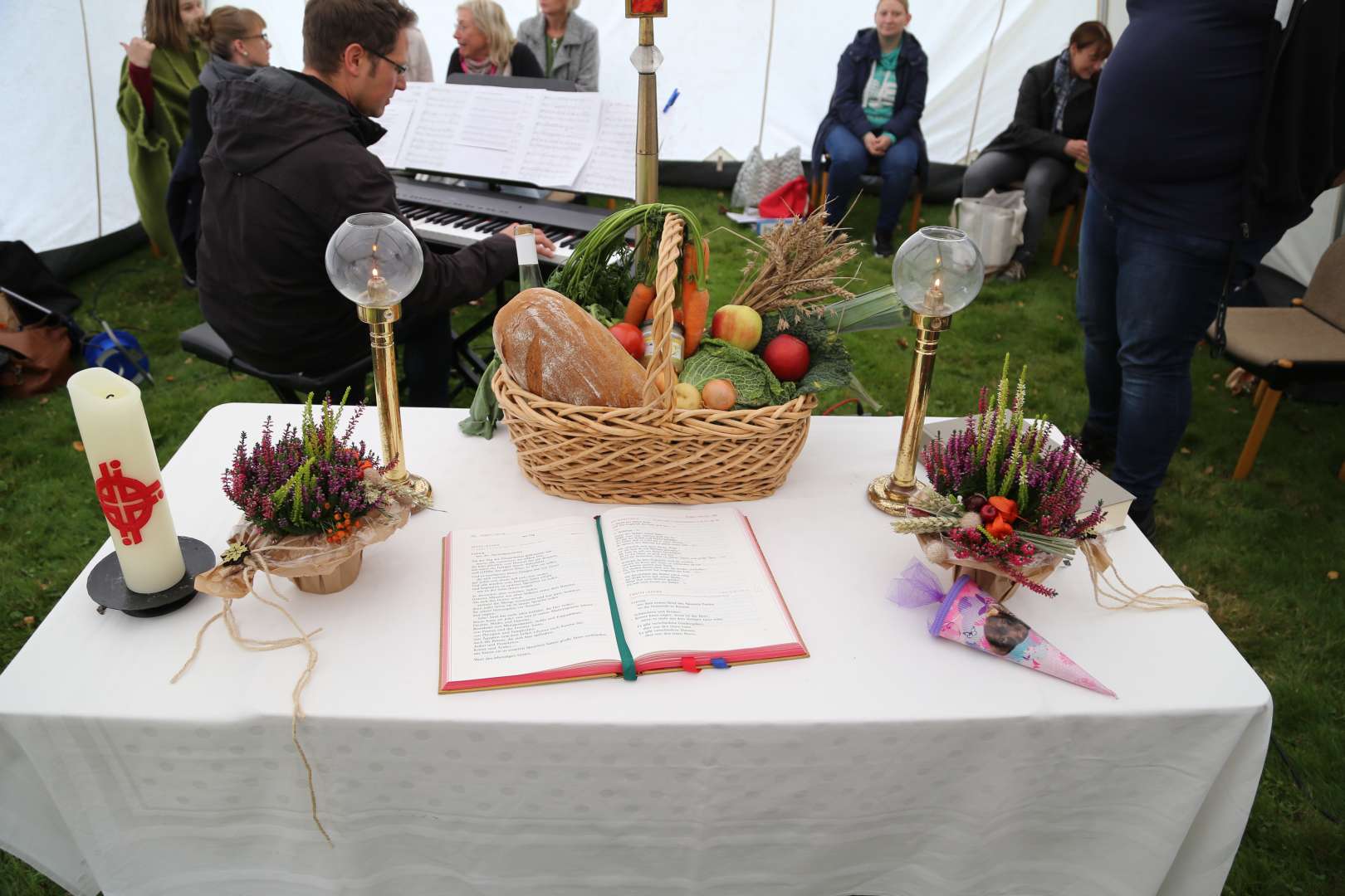 Erntedankfest und 60 jähriges Jubiläum Guter Hirt