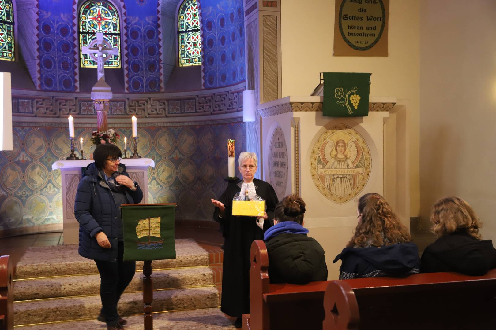 3. Winterkirche in Coppengrave mit Verabschiedung von Pastorin Haase