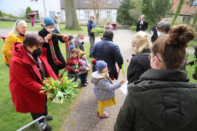 Landesbischof Meister besucht die Kirchengemeinde Duingen