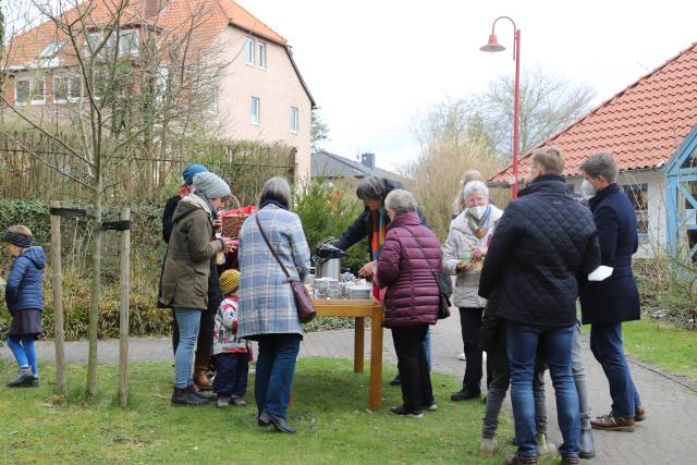 Landesbischof Meister besucht die Kirchengemeinde Duingen