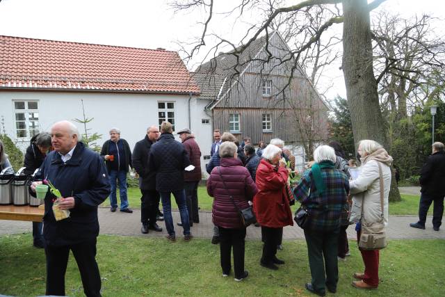 Landesbischof Meister besucht die Kirchengemeinde Duingen