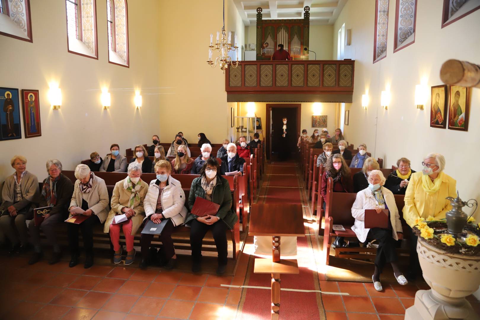 Ostermontag mit Chor in der St. Franziskuskirche