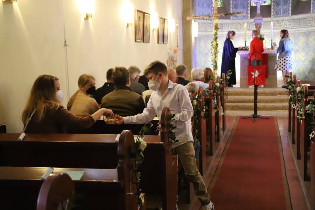 Abendmahlsgottesdienst der Konfirmanden in der St. Franziskuskirche