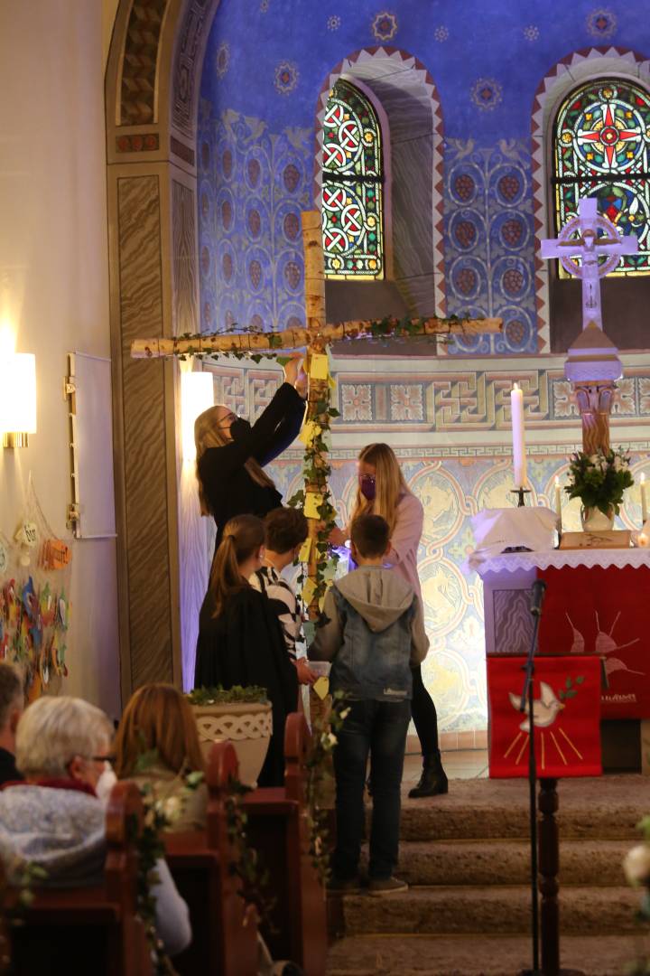 Abendmahlsgottesdienst der Konfirmanden in der St. Franziskuskirche