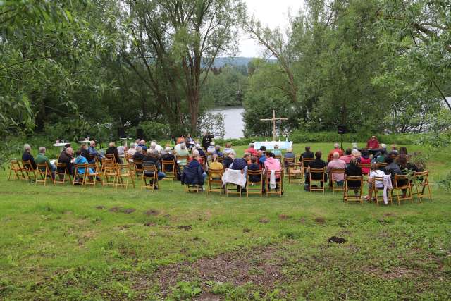 Himmelfahrtsgottesdienst am Humboldtsee mit viel Gesang