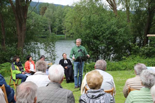 Himmelfahrtsgottesdienst am Humboldtsee mit viel Gesang