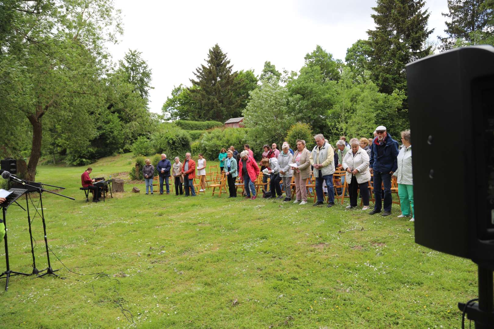 Himmelfahrtsgottesdienst am Humboldtsee mit viel Gesang