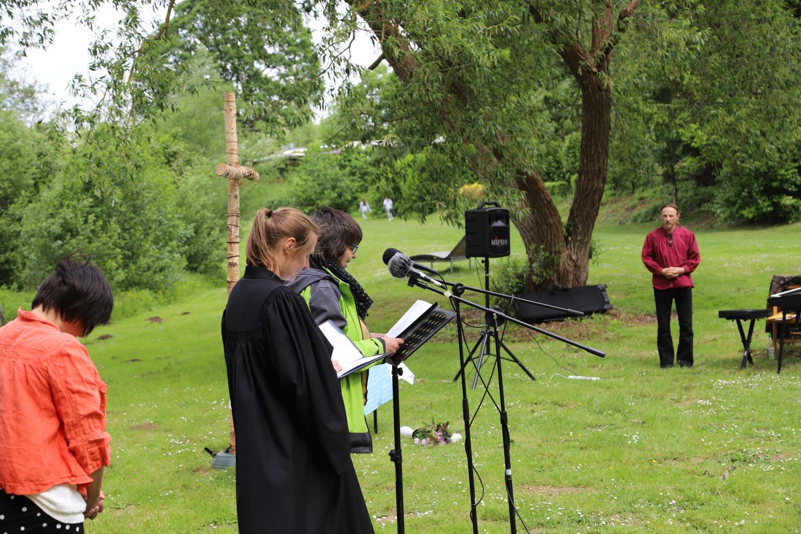 Himmelfahrtsgottesdienst am Humboldtsee mit viel Gesang