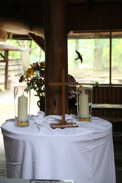 Begrüßungsgottesdienst der neuen Konfirmanden an der Köhlerhütte