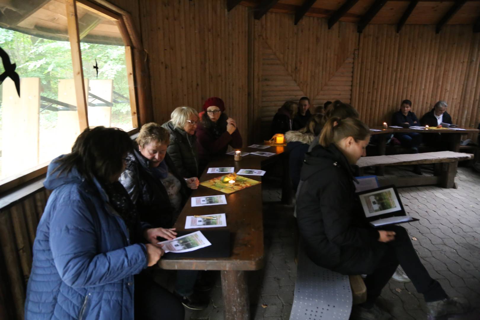 Begrüßungsgottesdienst der neuen Konfirmanden an der Köhlerhütte