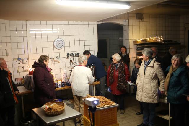 Lebendiger Adventskalender in der Backstube