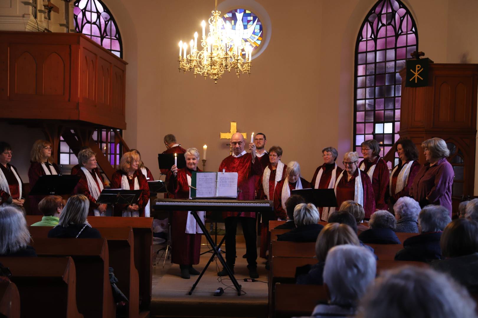 Gospelkonzert "Young Voices and Gospel" in der Weenzer St. Maternuskapelle