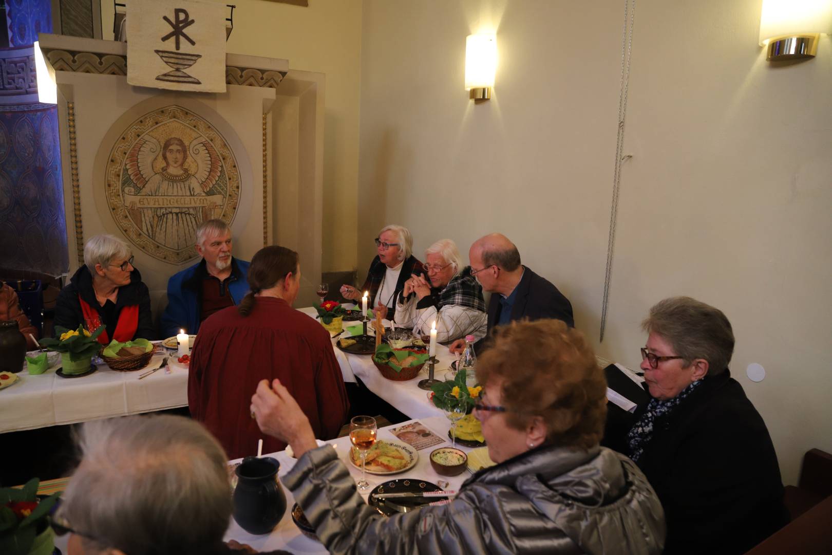 Tischabendmahl in der St. Franziskuskirche