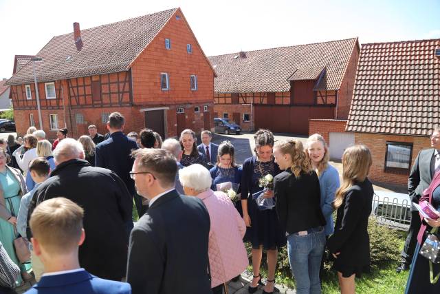 Bericht über die Konfirmation in der St. Franziskuskirche