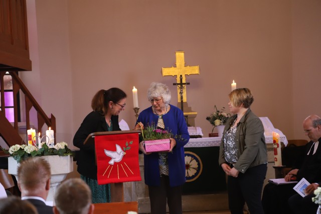 Küsterin der St. Maternuskapelle Frau Siedenburg in den Ruhestand verabschiedet