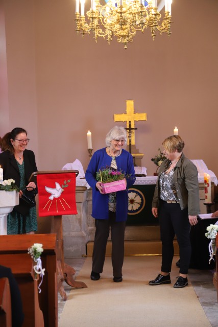 Küsterin der St. Maternuskapelle Frau Siedenburg in den Ruhestand verabschiedet