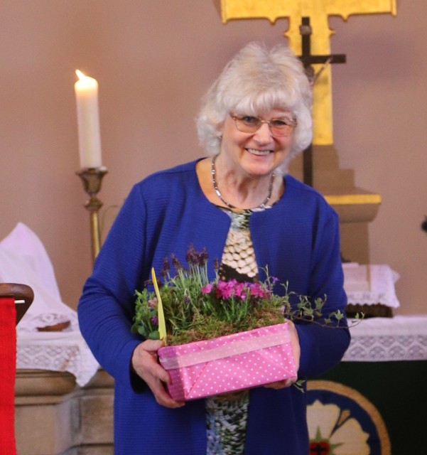 Küsterin der St. Maternuskapelle Frau Siedenburg in den Ruhestand verabschiedet