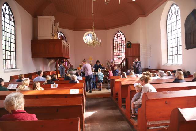 Erntedankfest in der St. Maternuskapelle in Weenzen