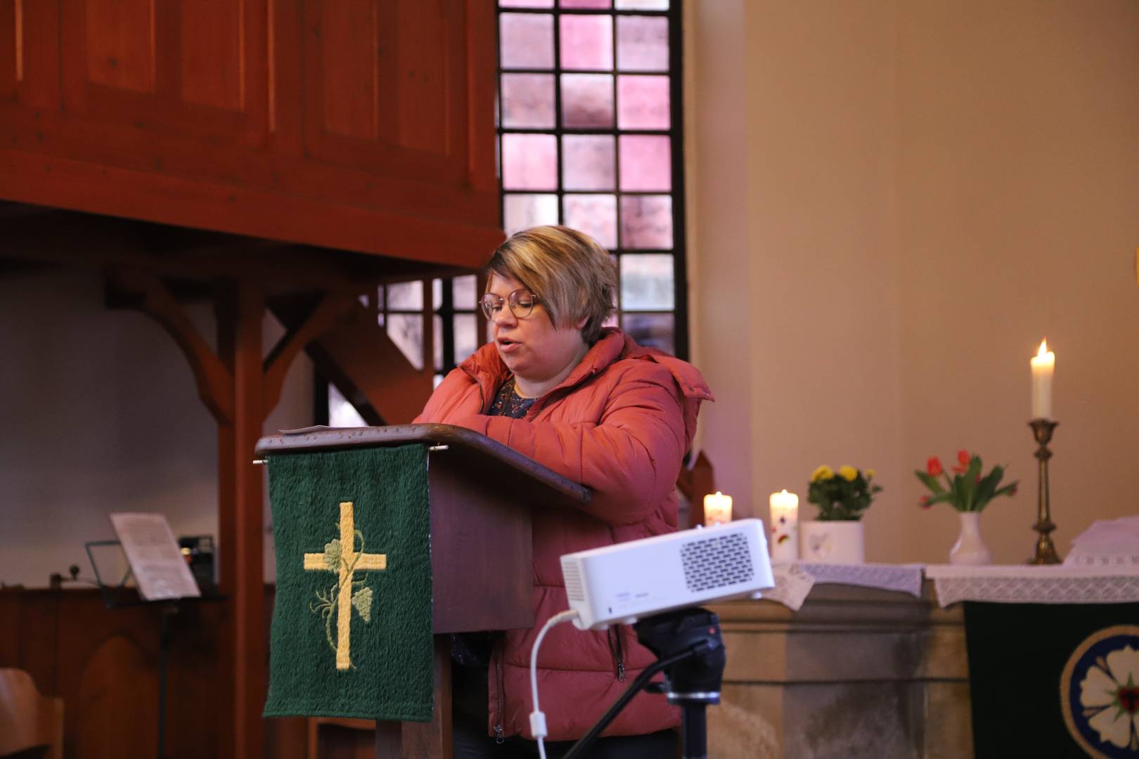 1. Winterkirche: "Hans mein Igel"