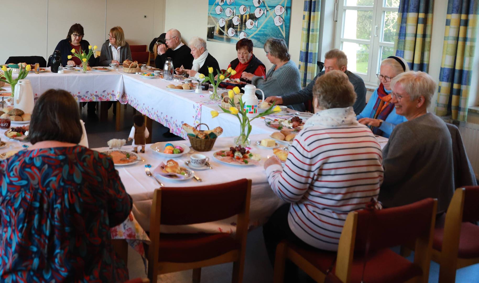 Osterfrühgottesdienst mit Frühstück in Duingen