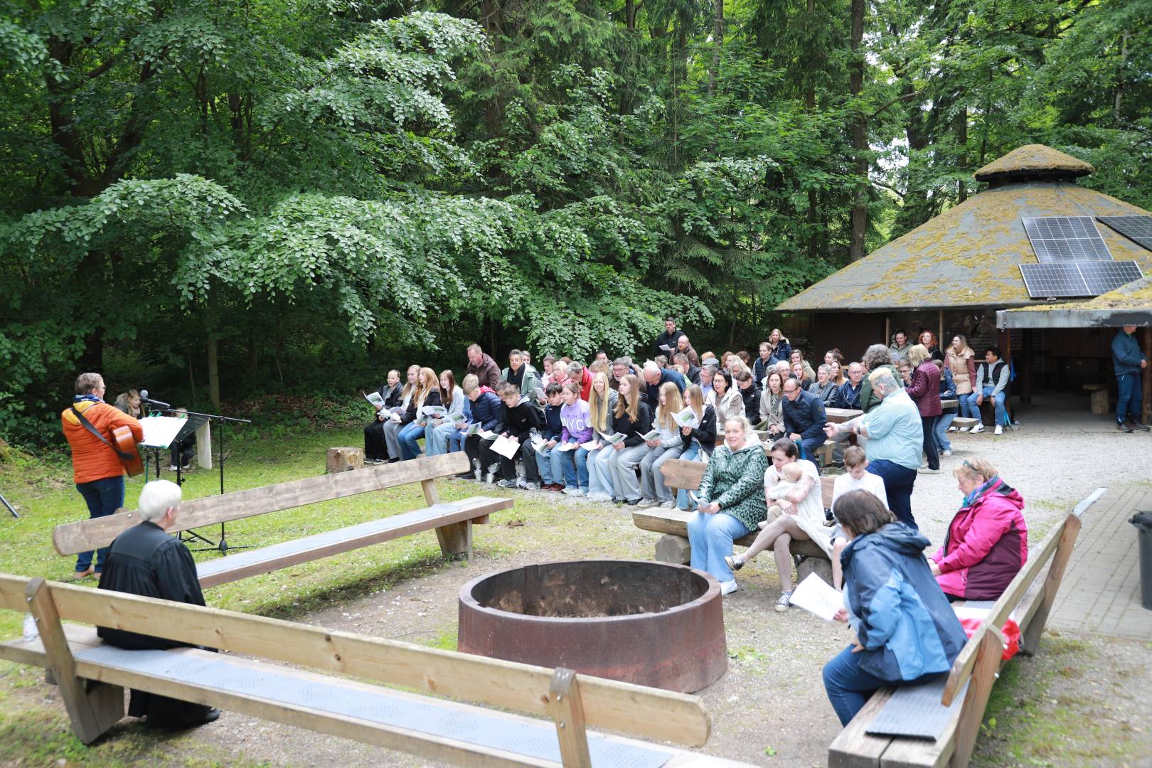 Begrüßungsgottesdienst an der Köhlerhütte