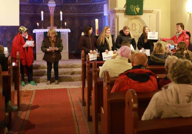 Martinsandacht mit Laternenumzug