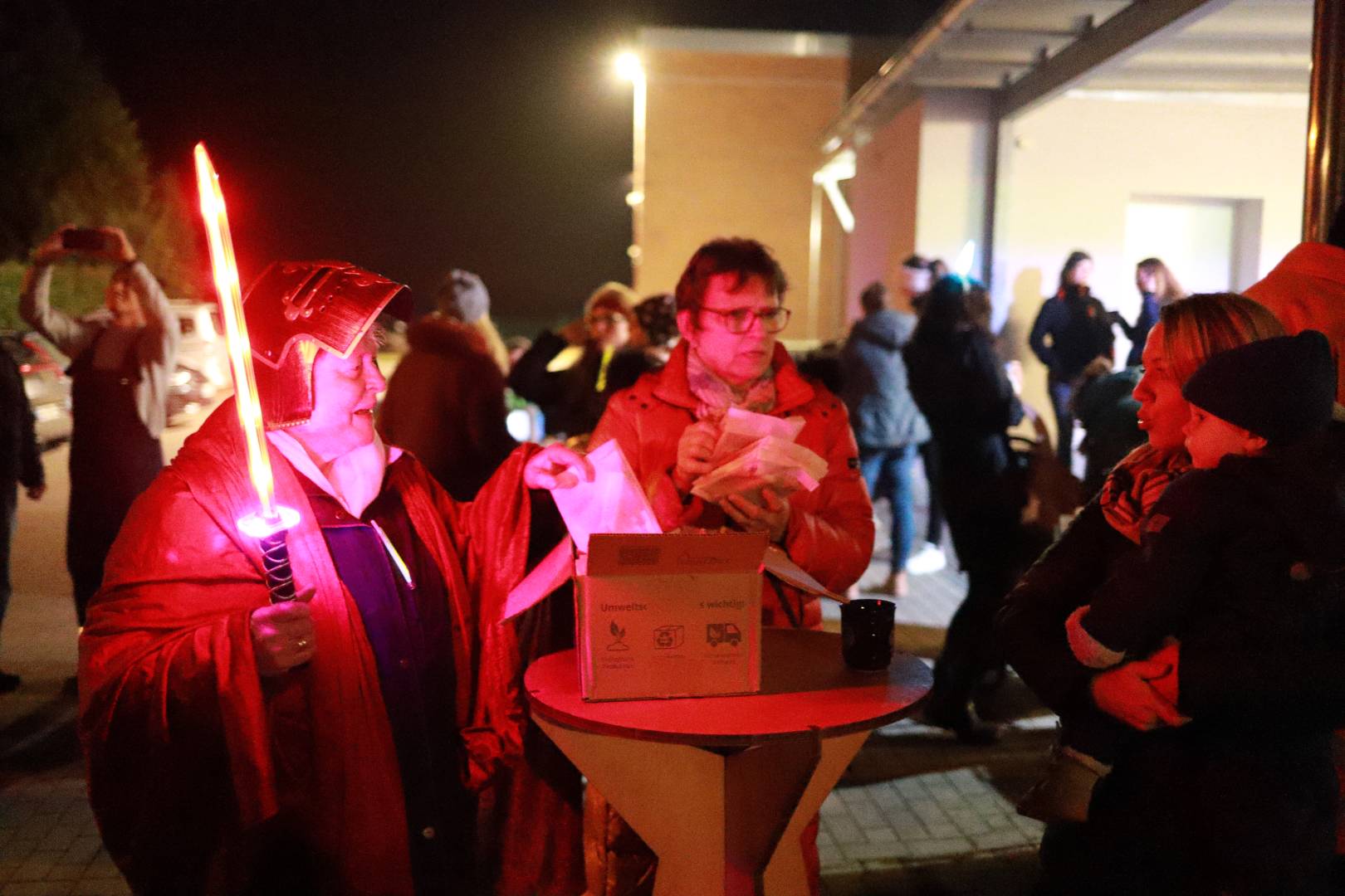 Martinsandacht mit Laternenumzug